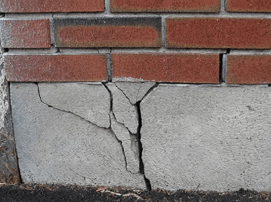 Concrete foundation with serious structural damage in Lowell, MA