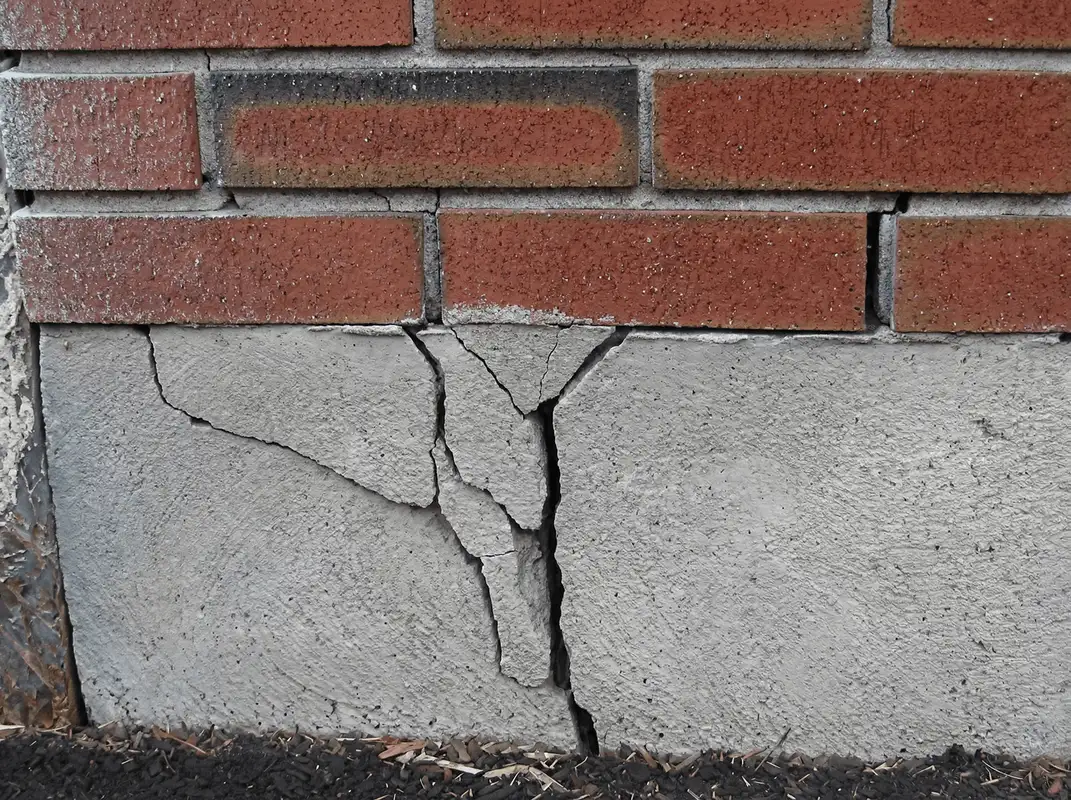 Concrete foundation with serious structural damage in Lowell, MA
